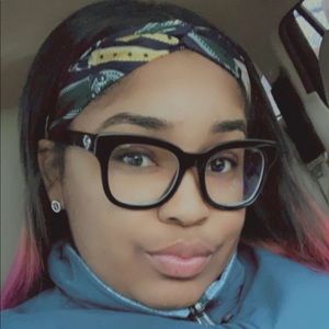 Meet your Posher, Myisha